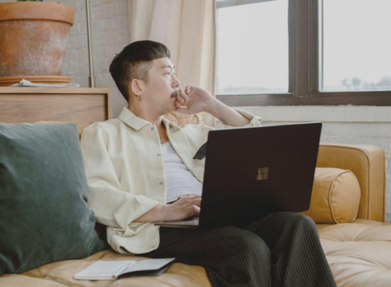 Gemütliche Schreibecke mit Inspiration